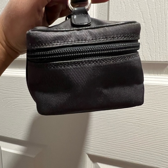 Authentic GG bamboo vanity purse - Picture 5 of 15